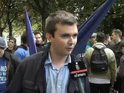 Manifestación extrema derecha ante sede PS(070612)