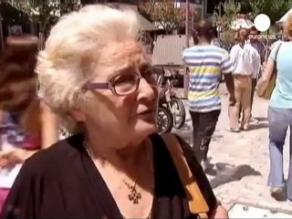 Yunanlılar çocuklarının geleceğinden endişeli