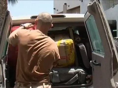 euronewsru - Жители города Хомса остаются заложниками конфликта [H.264 360p]