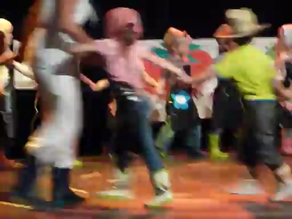 Spectacle fin année Clairefontaine 2012 PS2