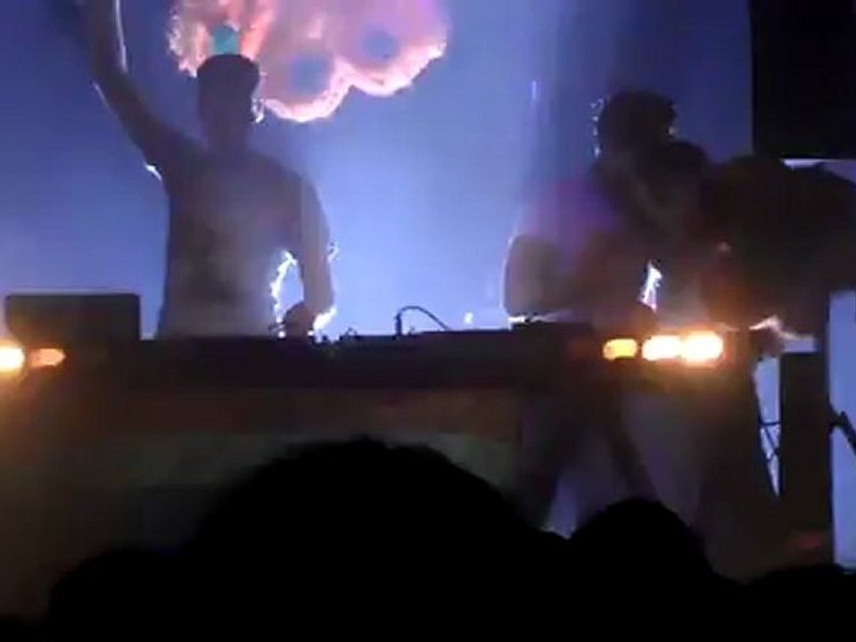 FREQUENCER @ EXPLOZION COLORZ PARTIE 4