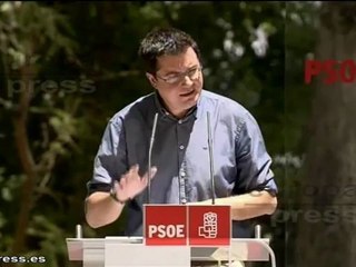 Óscar López: "Más Obama y menos Merkel"