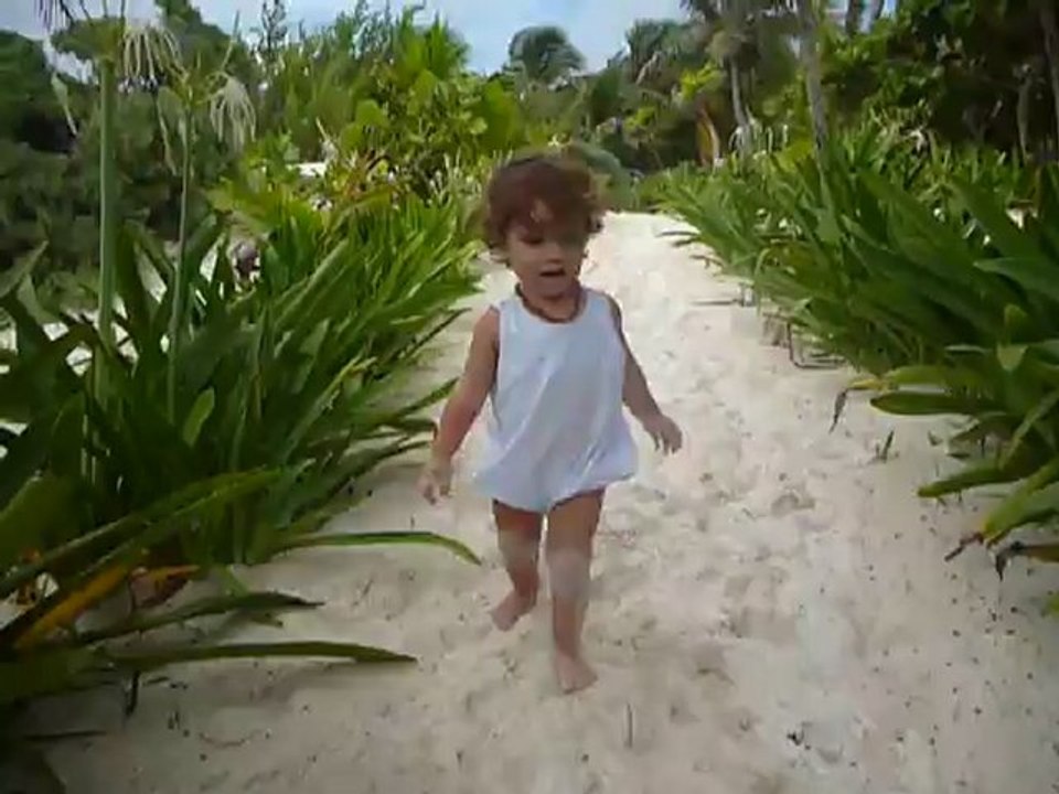 2012-06 17juin lou se balade