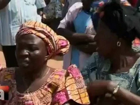 Muslimer Attackerar Kristna Byar i Nigeria