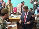 Mohamed Mursi reivindica la victoria en las...