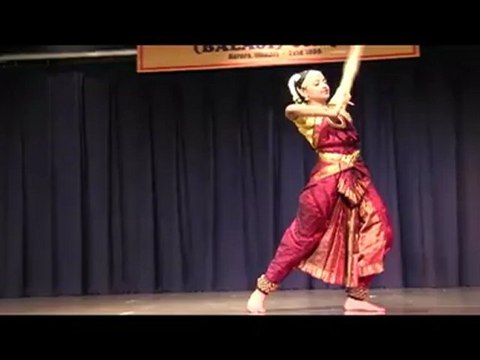 SRI VENKATESWARASWAMY TEMPLE: DANCEFEST 2012: SNIGDHA SUVARNA: DHANASHREE THILLANA