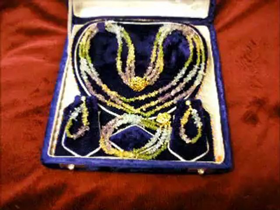 Vintage Gemstone Necklace Bracelet and Earrings