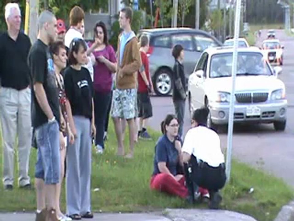 Accident Morton Ave, Sunny Brae, Moncton Injuries video Dailymotion