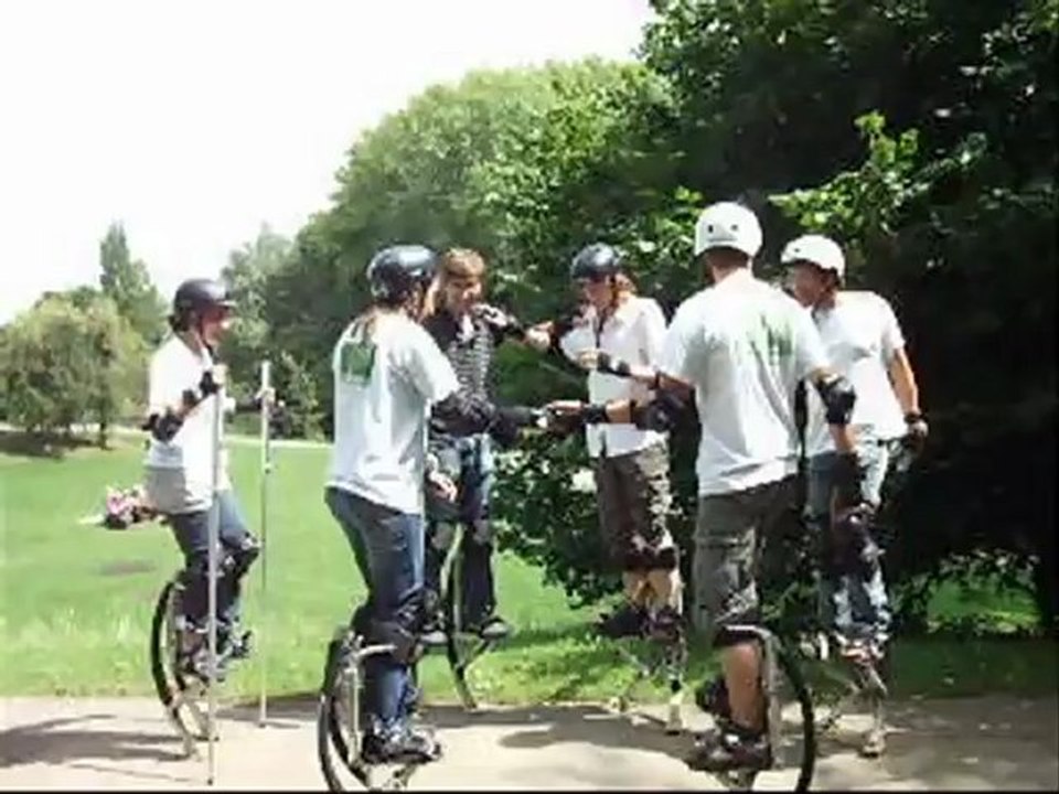 Les initiations aux échasses urbaines