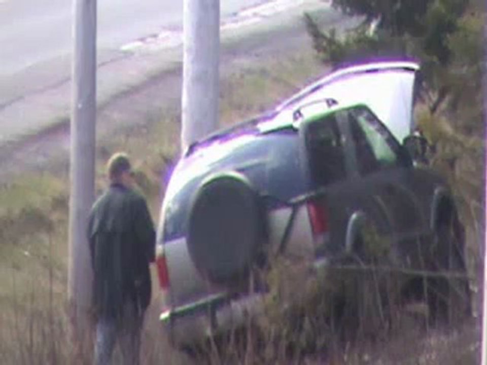 Accident Irishtown Road, Codiac RCMP on scene, Moncton video Dailymotion