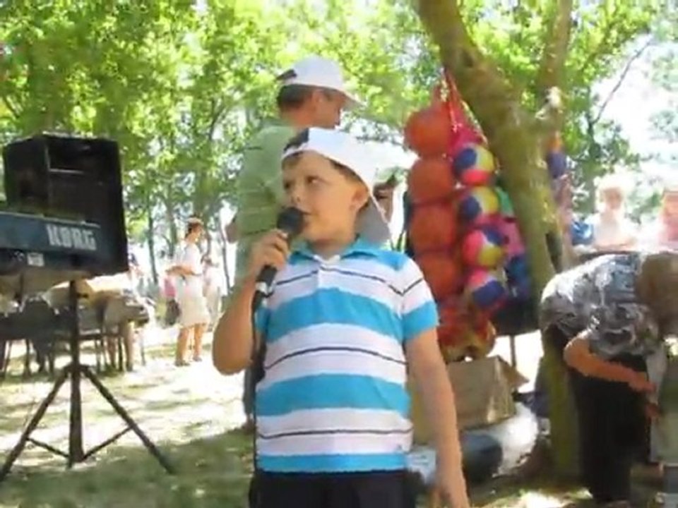 PİKNİK - 2012  >>> PİKNİĞİN  NEŞESİ ÇOCUKLAR.....www.sarvikoyu.com