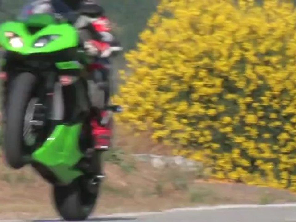 2010 Kawasaki ZX-6R: Cycle World's Best Middleweight