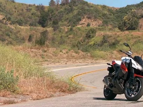 2010 Kawasaki Z1000: Cycle World's Best Standard