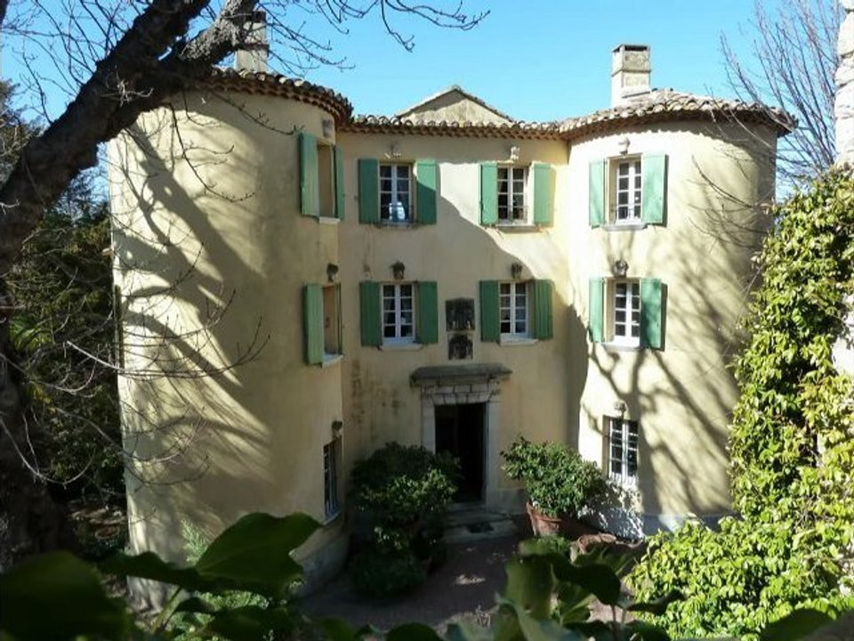 Château St Paul en Forêt 15 pièces 750 m2