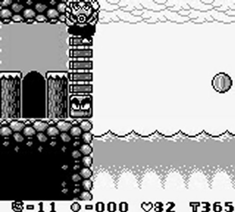Wario Land 1 on GameBoy (in Black  White) Level Sample