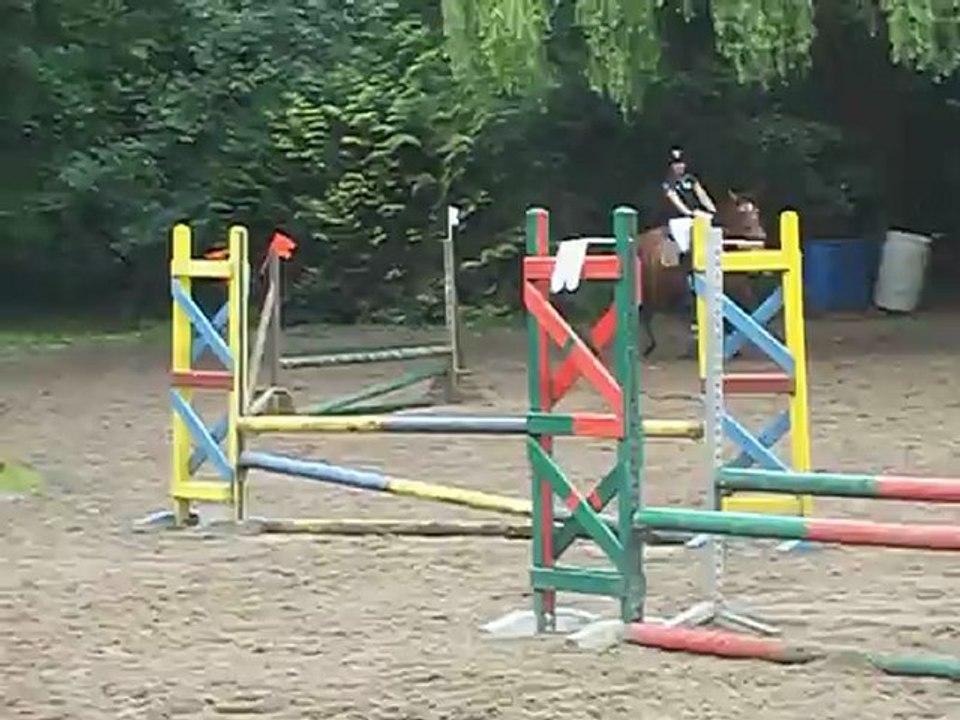 100_4702