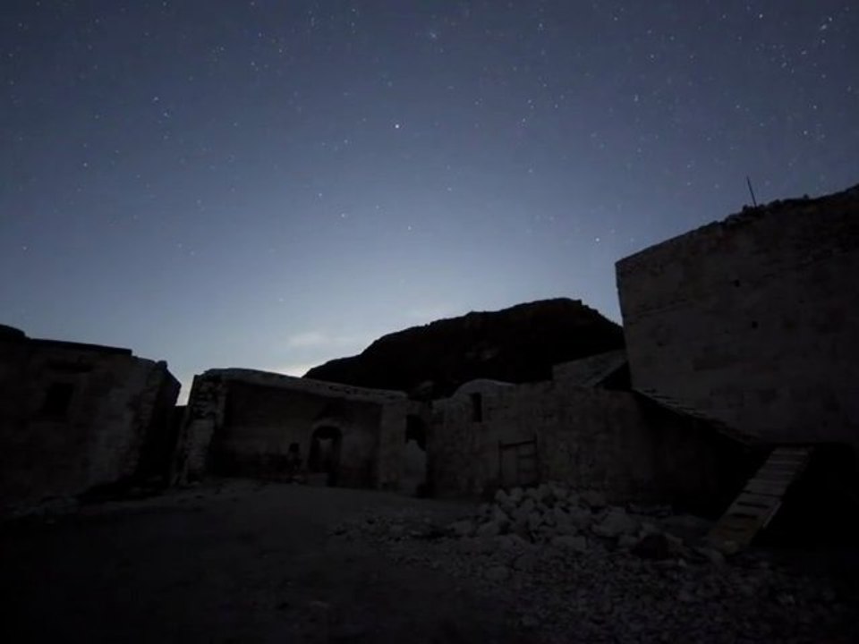 Clint Mansell - Welcome to Lunar Industries