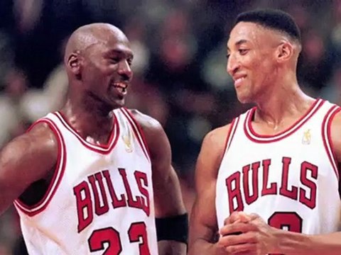 Famous Chicago Bulls Announcer Introduces Wedding Party