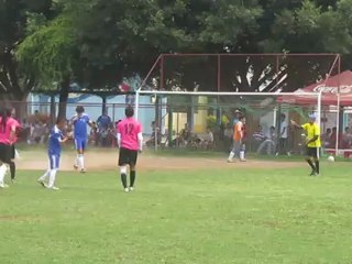 Primer gol de San miguel, ejecutado por Ernesto Melendez