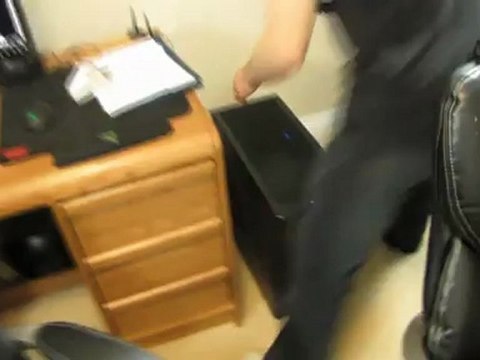 Galaxy GeForce GTX 680 SOC White Edition Video Card Unboxing & First Look Linus Tech Tips