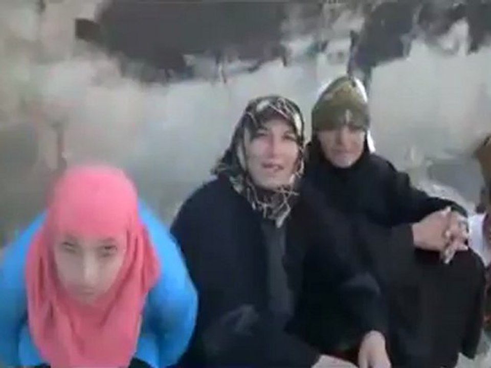 Syria فري برس  حمص الحولة معاناة الناس 19 6 2012 Homs