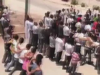 Syria فري برس  من بيان حوى إهداء إلى مغسل ومشحم حمص الدولي للدبابات  18 6 2012 Hama