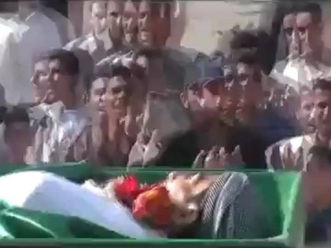 Syria فري برس ادلب معرة النعمان تشييع الشهيد مازن حامد القندح 18 6 2012 ج1 Idlib