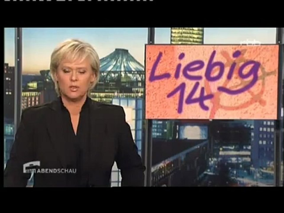 Krawalle nach Antifa - Demo in Berlin - YouTube