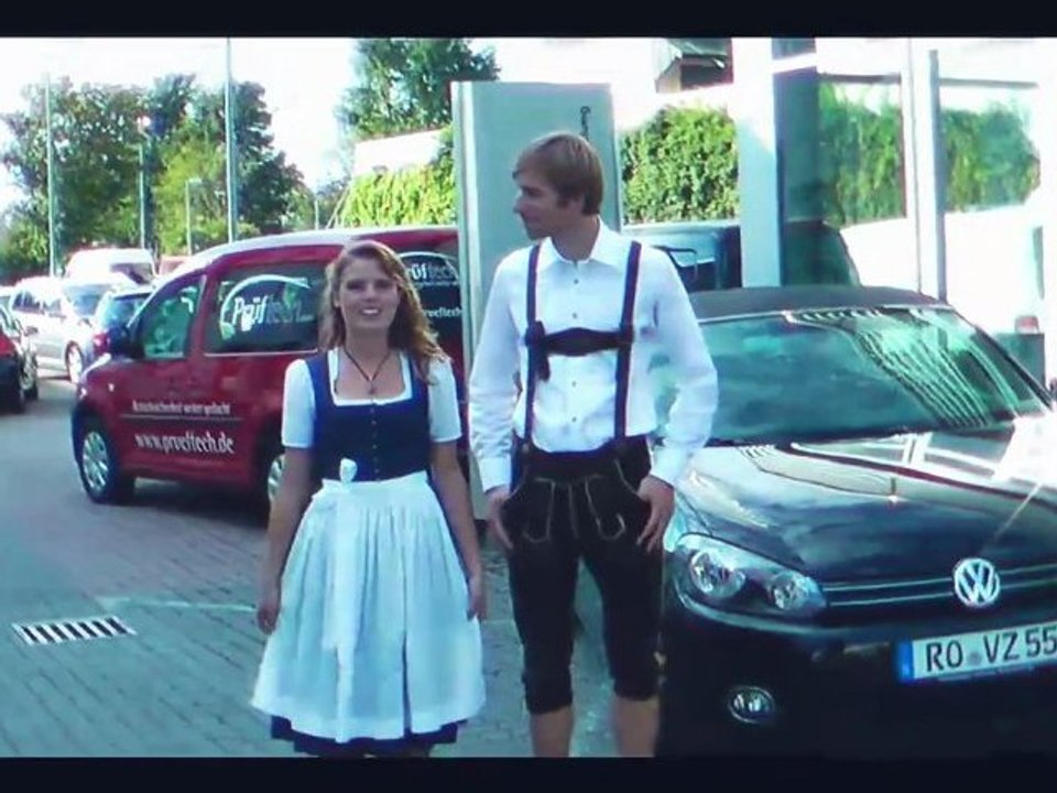 Zur Wiesn im VW Golf Cabrio 2011 by Volkswagen Zentrum Rosenheim | © by NoteEins® Nachhilfe | München | Rosenheim | Bundesweite Online-Nachhilfe