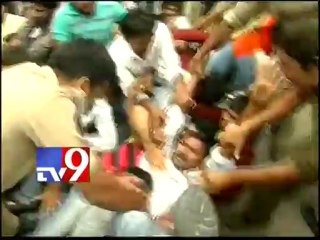 ABVP protests against corporate schools