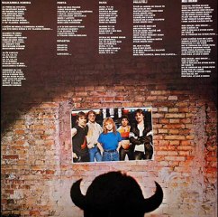 ULICA - STIJENE (1984)