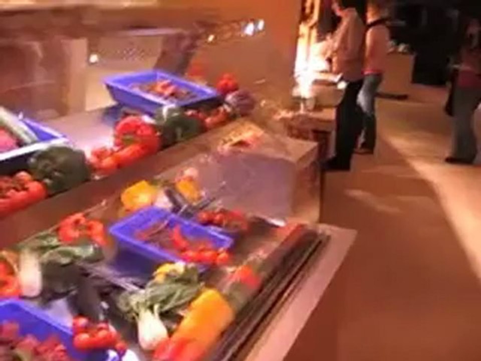 AIDAblu Hamburg Hafen AIDA kreuzfahrten AIDAblue Taufe  Fotos Bilder Innen Kabinen Brauhaus Wellness