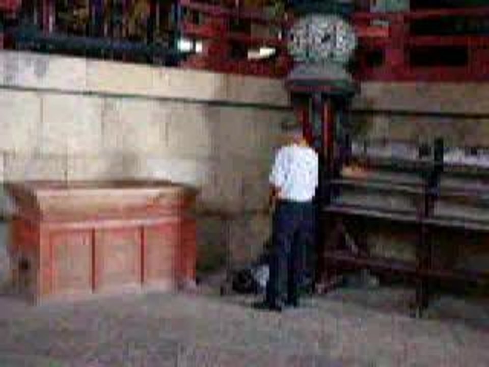 Musicien dans un temple