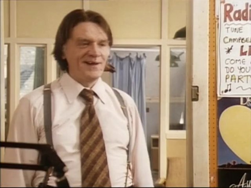 Takin' Over The Asylum - 1x06 - Let It Be