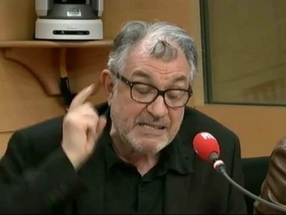 Serge July : "FN : normalisation ou neutralisation ?"