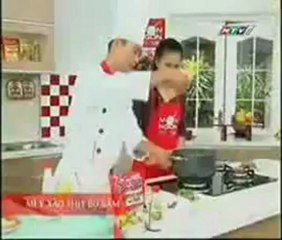 Mi y xao thit bo bam -