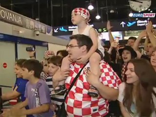 Hırvatlar alkışlarla karşılandı