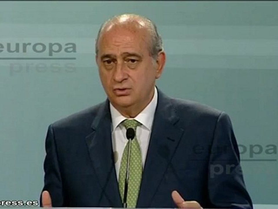 Fernández Díaz acata sentencia del TC pero discrepa