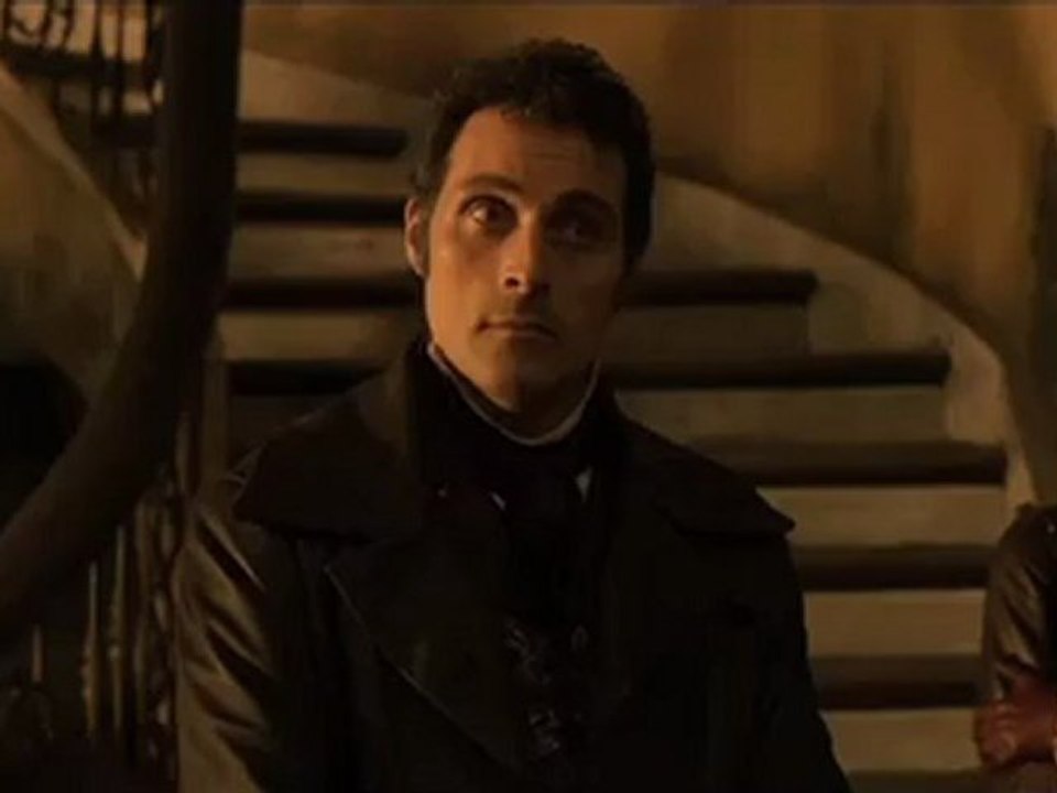 Abraham Lincoln Vampire Hunter_Clip 2-WEB