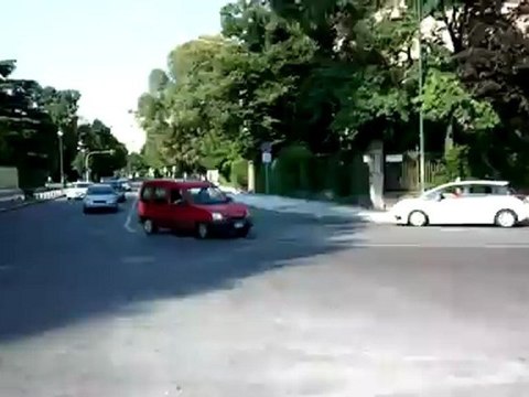 Nokia 808 PureView - Videotest 1080p Rich Recording breve corsa per stressare stabilizzatore video