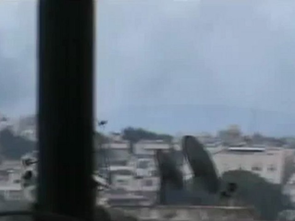 Syria فري برس حماه المحتلة جنوب الملعب تصاعد الدخان من الحي 20 6 2012 Hama