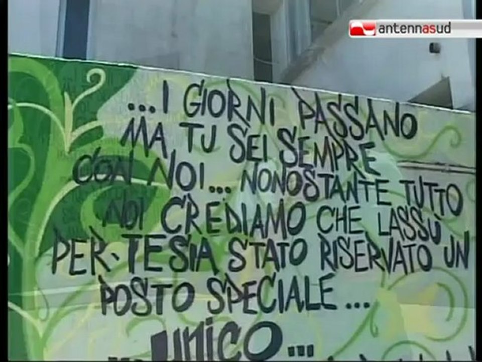 TG 20.06.12 Ancora lacrime e palloncini bianchi per Melissa