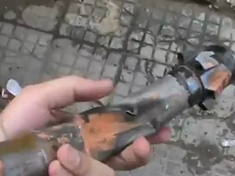 Syria فري برس حماه المحتلة القذائف التي انهالت على حي طريق حلب 20 6 2012 Hama