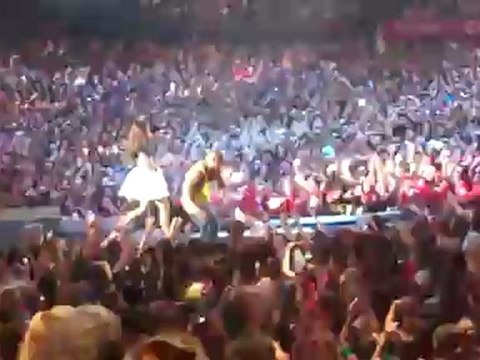 Mad Video Music Awards - Βράβευση Demy / Μηδενιστής