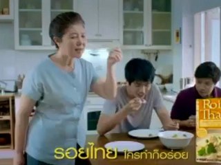 ความเห็นรัฐบาล-ฝ่ายค้าน ชะลอลงมติวาระ 3 รธน.