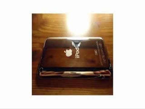 NEW Apple iPod touch 8GB (4th Generation) - Black - Current Version