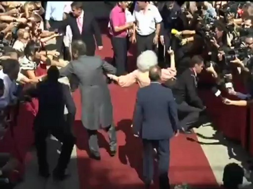 Boda de la duquesa de Alba. Primera aparición pública de los duques de Alba