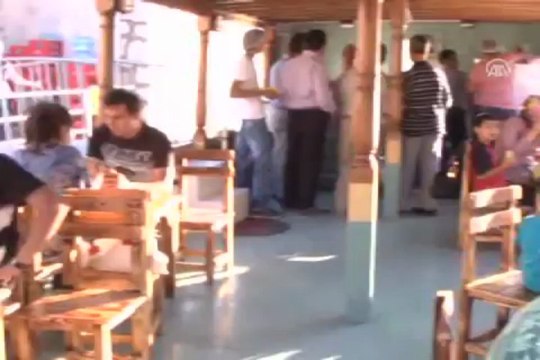 Yeşilırmak'ta balık ekmek keyfi