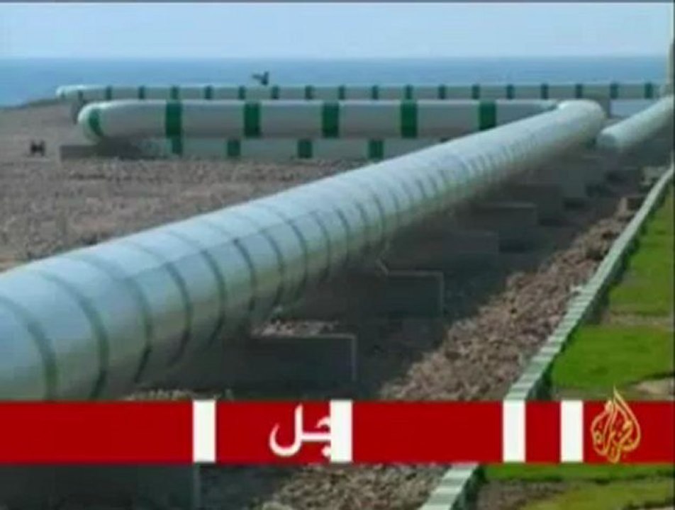 الخليج يبحث عن طرق بديلة للنفط والغاز