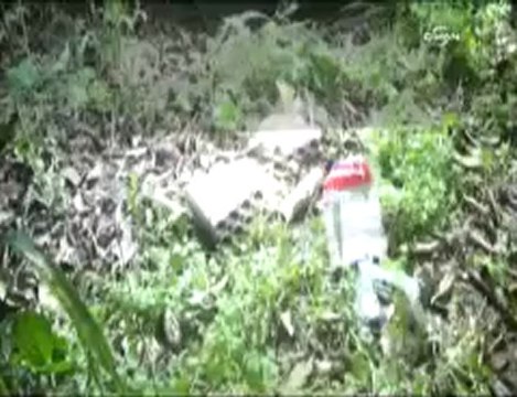 İşitme engellinin örgütün sözde bayrağını açtığı görüntüler ortaya çıktı